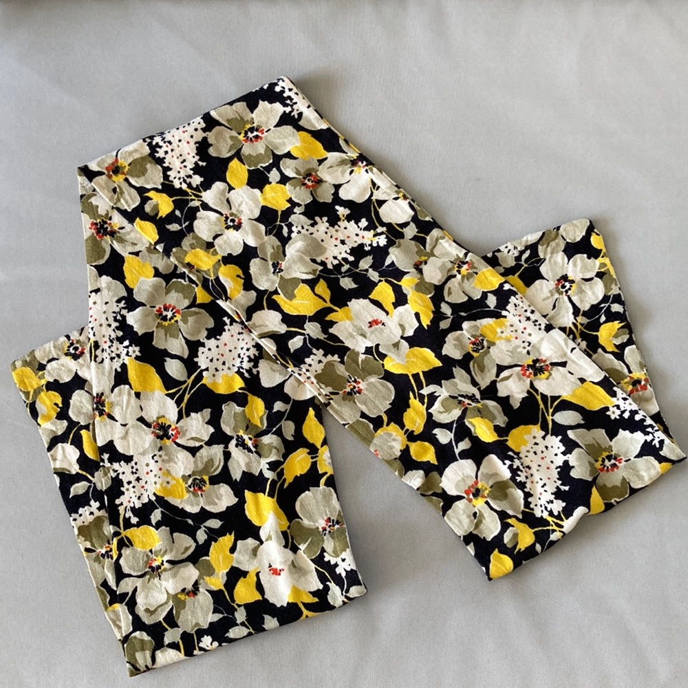 Vera Bradley Viscose and Cotton Floral Scarf